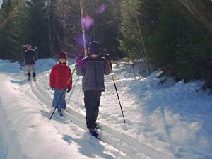 cross-country skiing skiën summer cottages zomerhuisjes - skandinavia - skiing, snowboarding, dogsleds, snow mobiles, trekking, fishing, swimming and sauna holidays - vacations in your own cottage in south east Finland - summer, fall, autumn, winter and spring at Penttilä Gardens