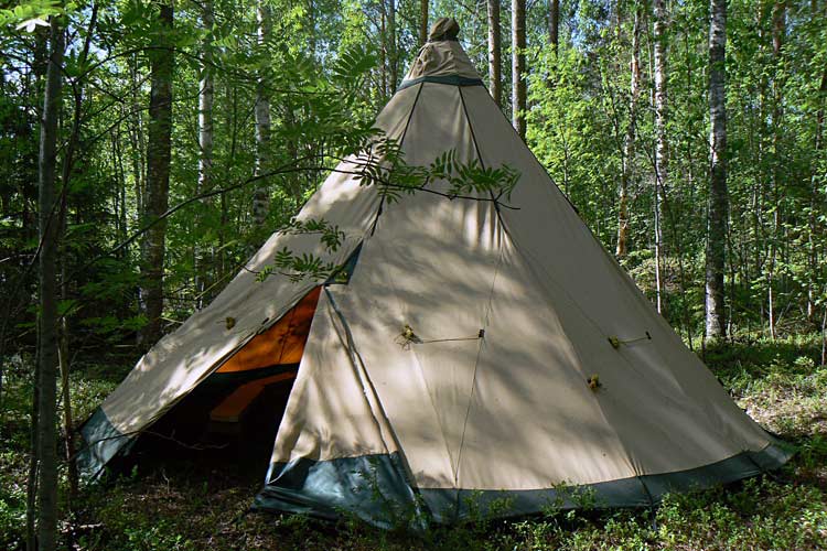 canoeing in Finland - kayaking and paddling in south east lake district.