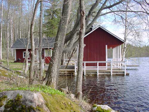 Spring cottages and sauna holidays - vacations in your own cottage in south east Finland - experience the Finnish spring at Penttilä Gardens.