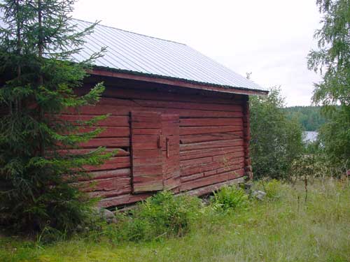 Kangasniemi, Finland - winter cottages zomerhuisjes - skandinavia - skiing, snowboarding, dogsleds, snow mobiles, trekking, fishing, swimming and sauna holidays - vacations in your own cottage in south east Finland - summer, fall, autumn, winter and spring at Penttilä Gardens